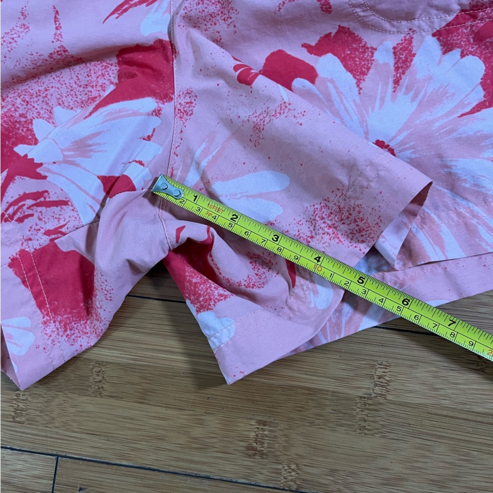 Columbia Sandy River 100% Nylon Athletic Shorts in Coral Floral 5” Inseam - Picture 15 of 15